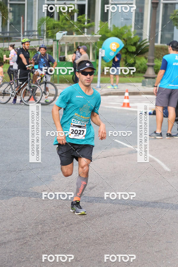 Buy your photos of the eventMeia Maratona Internacional de Curitiba 2018 on Fotop