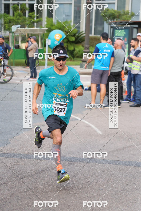 Buy your photos of the eventMeia Maratona Internacional de Curitiba 2018 on Fotop