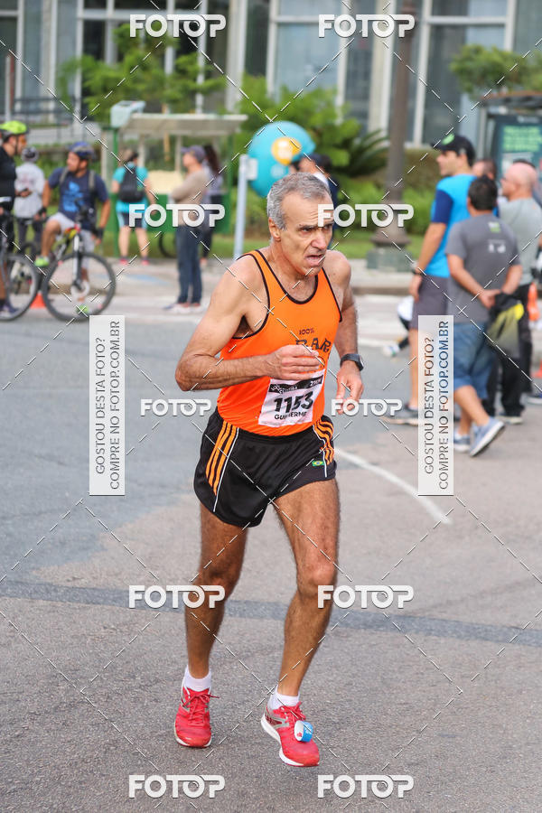 Buy your photos of the eventMeia Maratona Internacional de Curitiba 2018 on Fotop