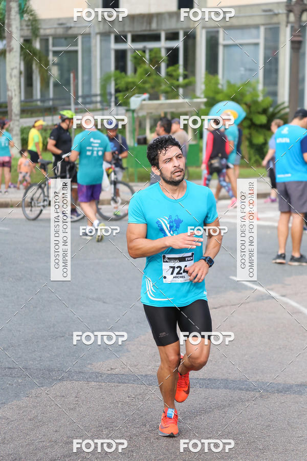 Buy your photos of the eventMeia Maratona Internacional de Curitiba 2018 on Fotop