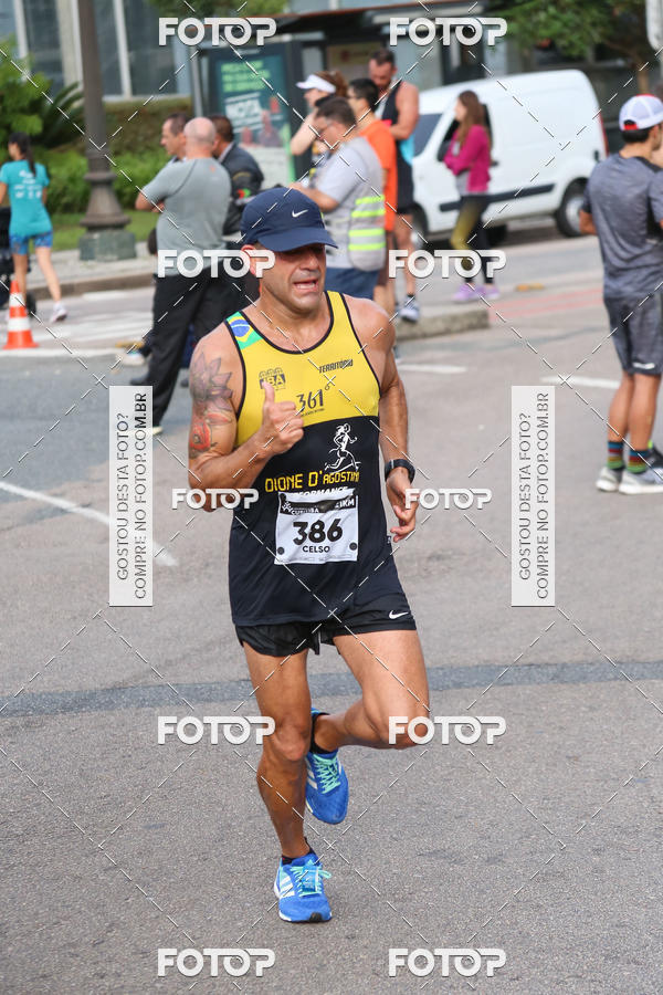 Buy your photos of the eventMeia Maratona Internacional de Curitiba 2018 on Fotop