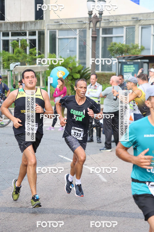 Buy your photos of the eventMeia Maratona Internacional de Curitiba 2018 on Fotop
