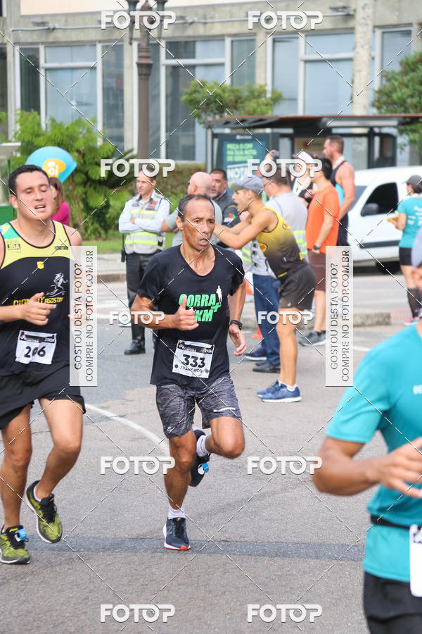 Buy your photos of the eventMeia Maratona Internacional de Curitiba 2018 on Fotop