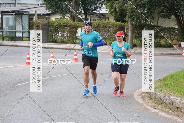 Buy your photos of the eventMeia Maratona Internacional de Curitiba 2018 on Fotop