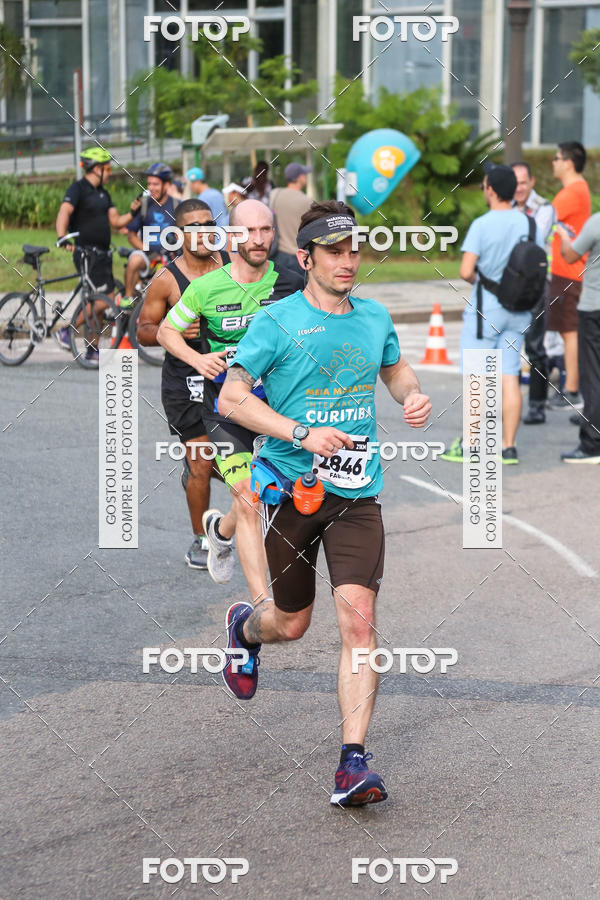 Buy your photos of the eventMeia Maratona Internacional de Curitiba 2018 on Fotop