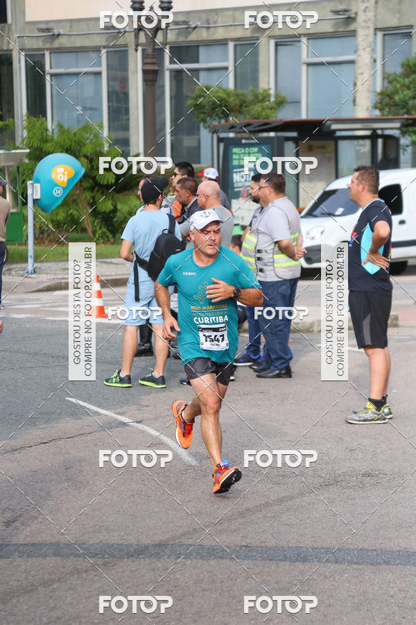 Buy your photos of the eventMeia Maratona Internacional de Curitiba 2018 on Fotop
