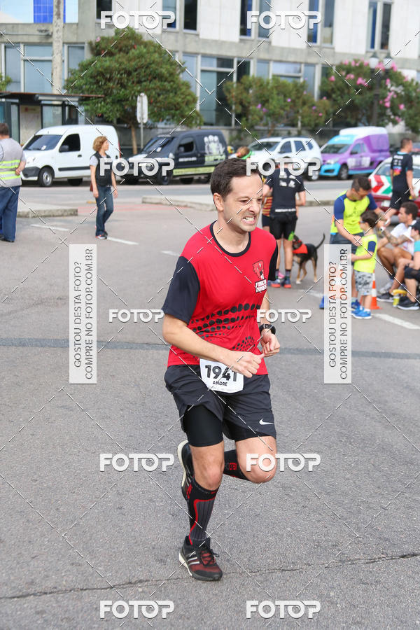 Buy your photos of the eventMeia Maratona Internacional de Curitiba 2018 on Fotop