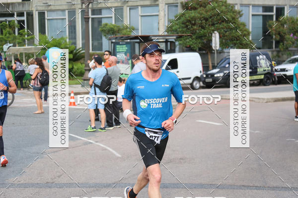 Buy your photos of the eventMeia Maratona Internacional de Curitiba 2018 on Fotop