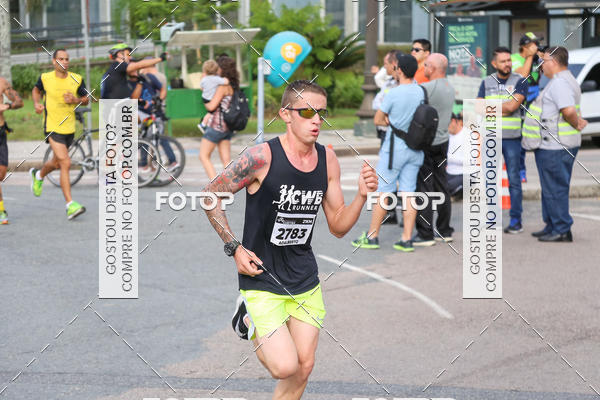 Buy your photos of the eventMeia Maratona Internacional de Curitiba 2018 on Fotop