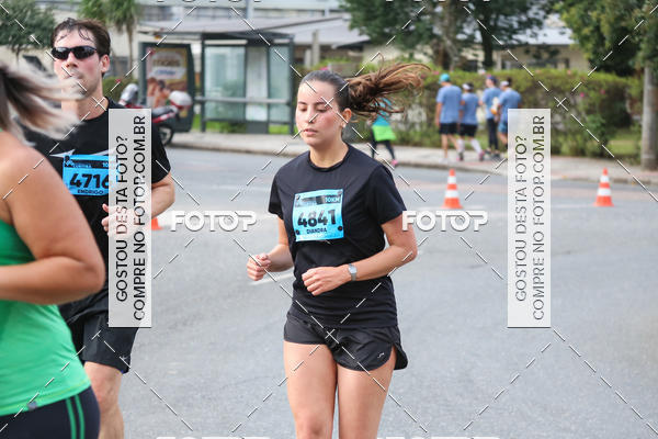 Buy your photos of the eventMeia Maratona Internacional de Curitiba 2018 on Fotop