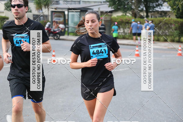 Buy your photos of the eventMeia Maratona Internacional de Curitiba 2018 on Fotop
