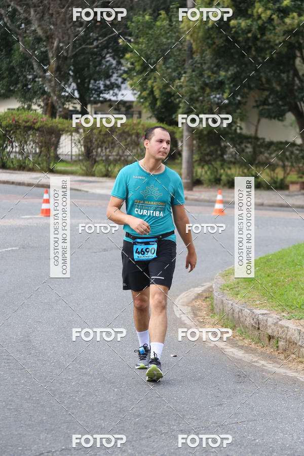 Buy your photos of the eventMeia Maratona Internacional de Curitiba 2018 on Fotop