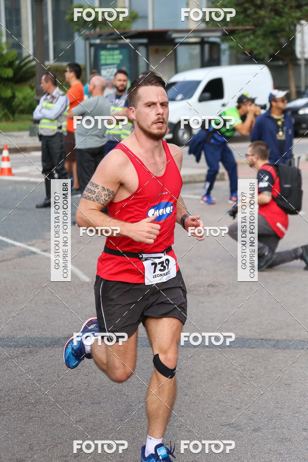 Buy your photos of the eventMeia Maratona Internacional de Curitiba 2018 on Fotop