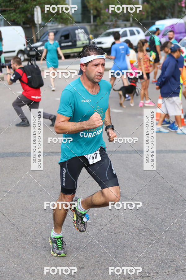 Buy your photos of the eventMeia Maratona Internacional de Curitiba 2018 on Fotop