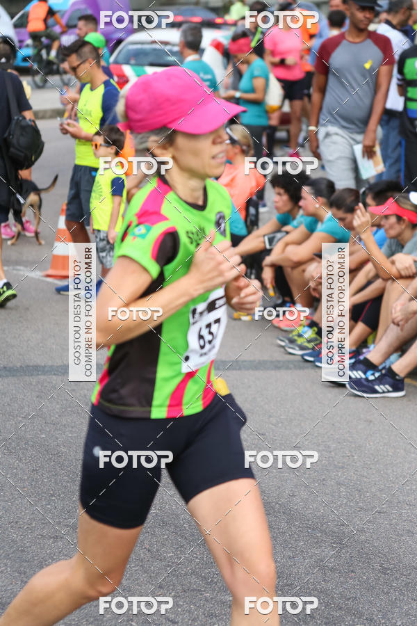 Buy your photos of the eventMeia Maratona Internacional de Curitiba 2018 on Fotop
