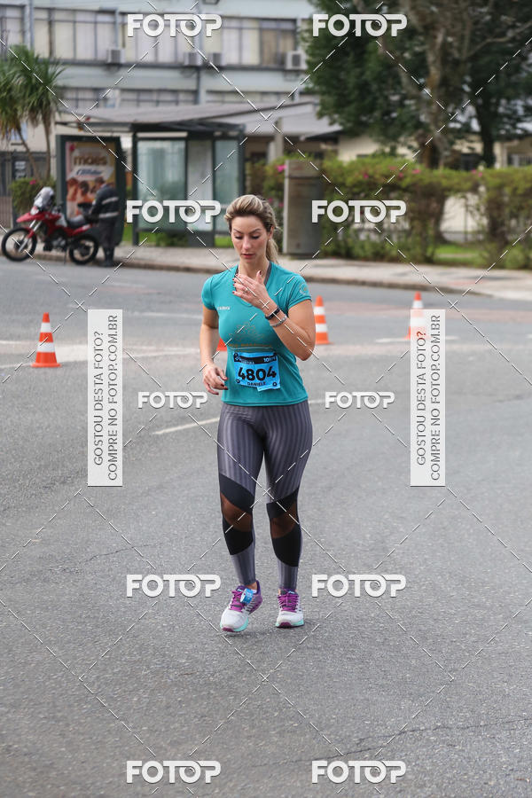 Buy your photos of the eventMeia Maratona Internacional de Curitiba 2018 on Fotop
