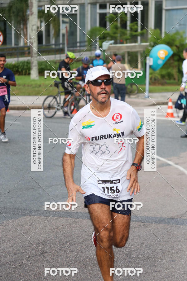 Buy your photos of the eventMeia Maratona Internacional de Curitiba 2018 on Fotop