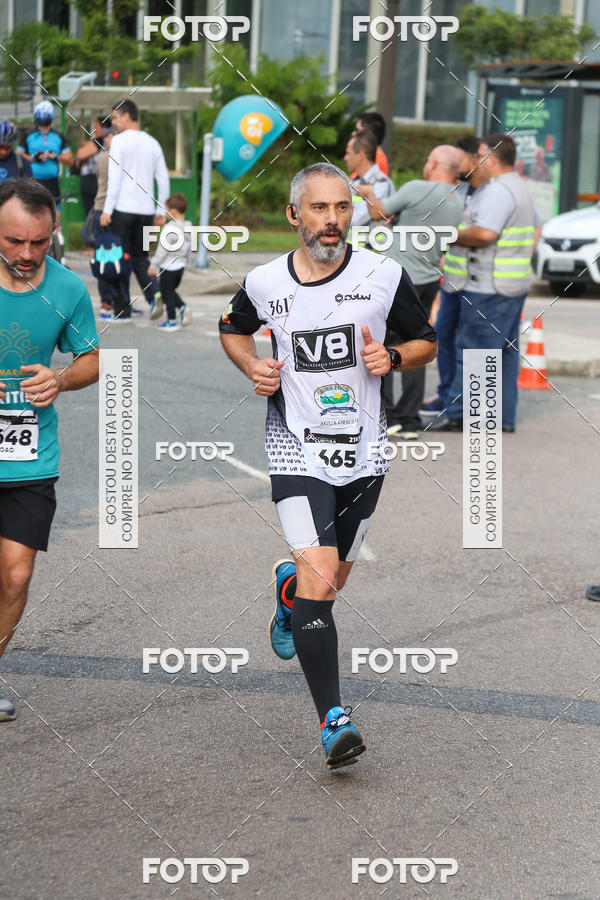Buy your photos of the eventMeia Maratona Internacional de Curitiba 2018 on Fotop