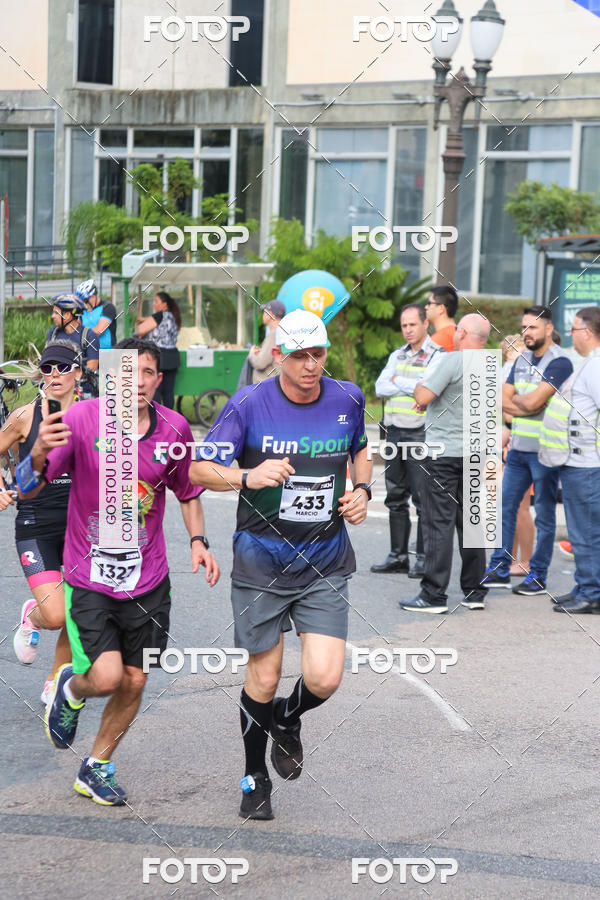 Buy your photos of the eventMeia Maratona Internacional de Curitiba 2018 on Fotop