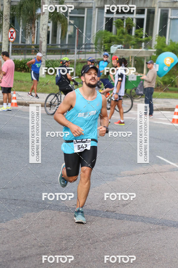 Buy your photos of the eventMeia Maratona Internacional de Curitiba 2018 on Fotop