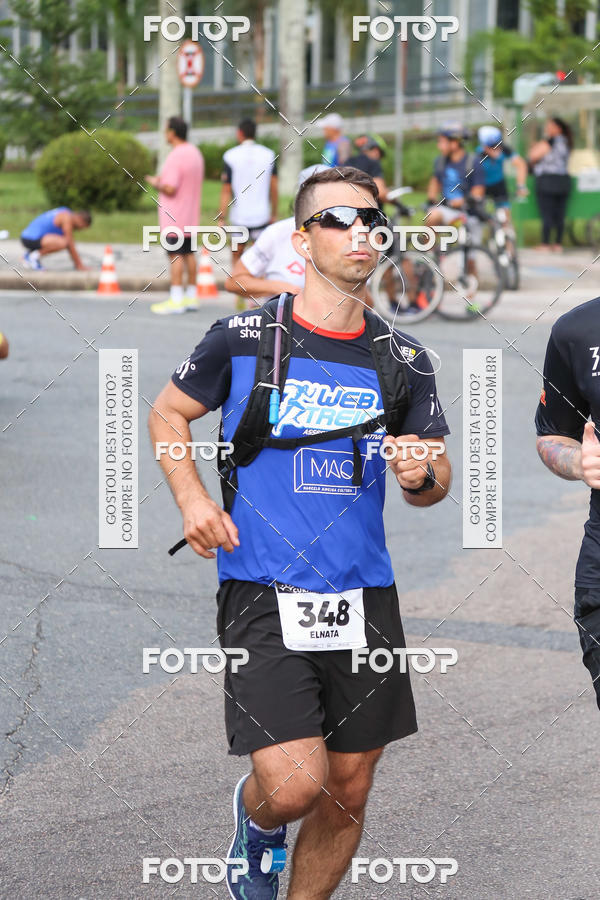 Buy your photos of the eventMeia Maratona Internacional de Curitiba 2018 on Fotop