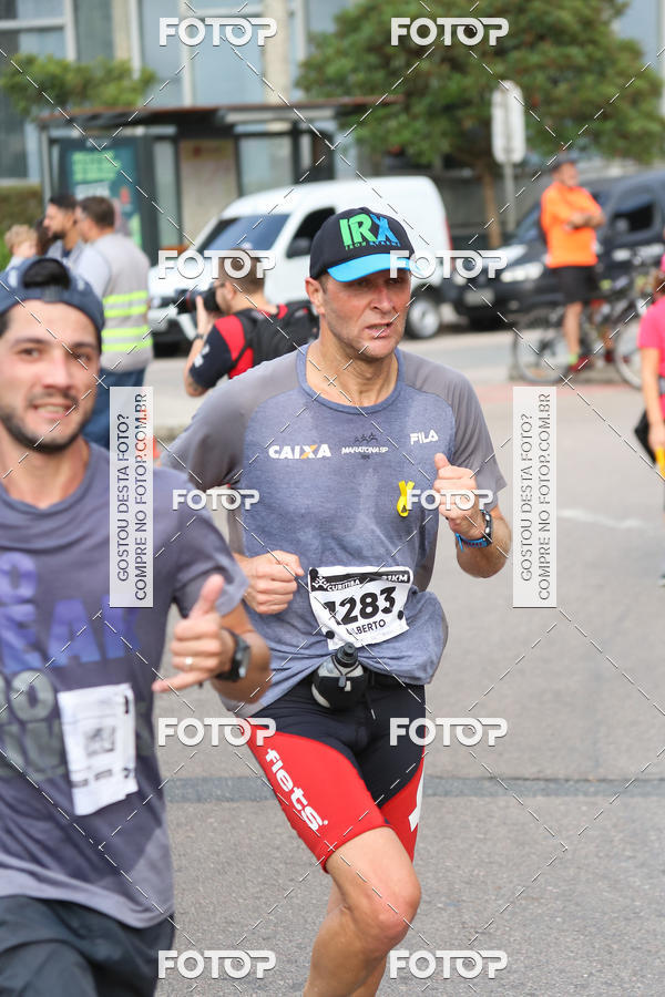 Buy your photos of the eventMeia Maratona Internacional de Curitiba 2018 on Fotop