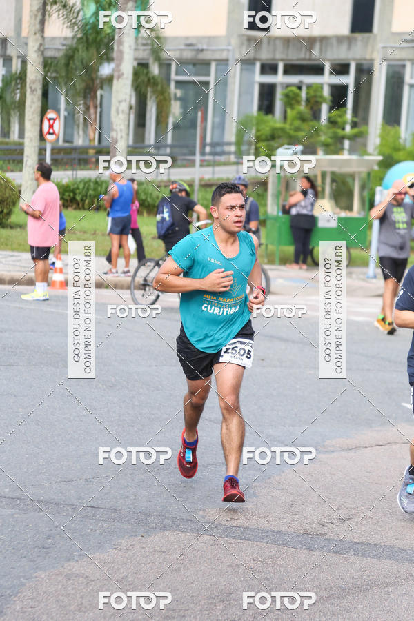 Buy your photos of the eventMeia Maratona Internacional de Curitiba 2018 on Fotop