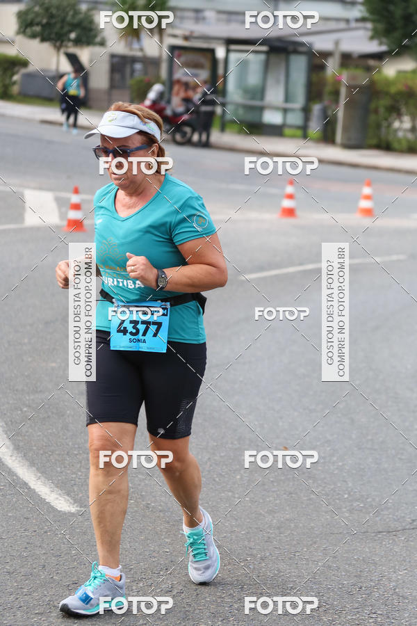 Buy your photos of the eventMeia Maratona Internacional de Curitiba 2018 on Fotop