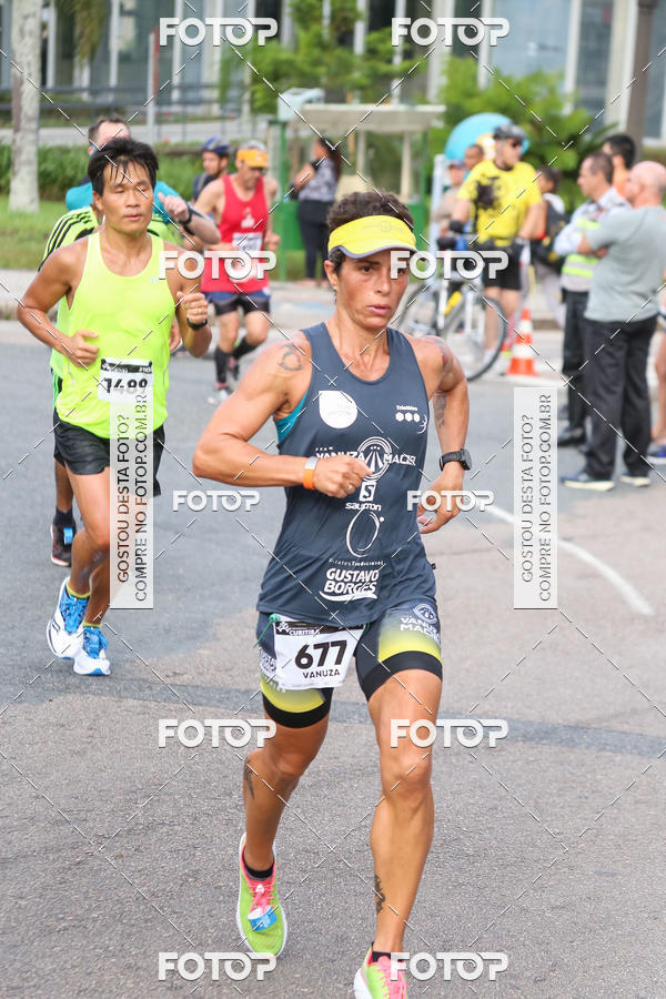 Buy your photos of the eventMeia Maratona Internacional de Curitiba 2018 on Fotop