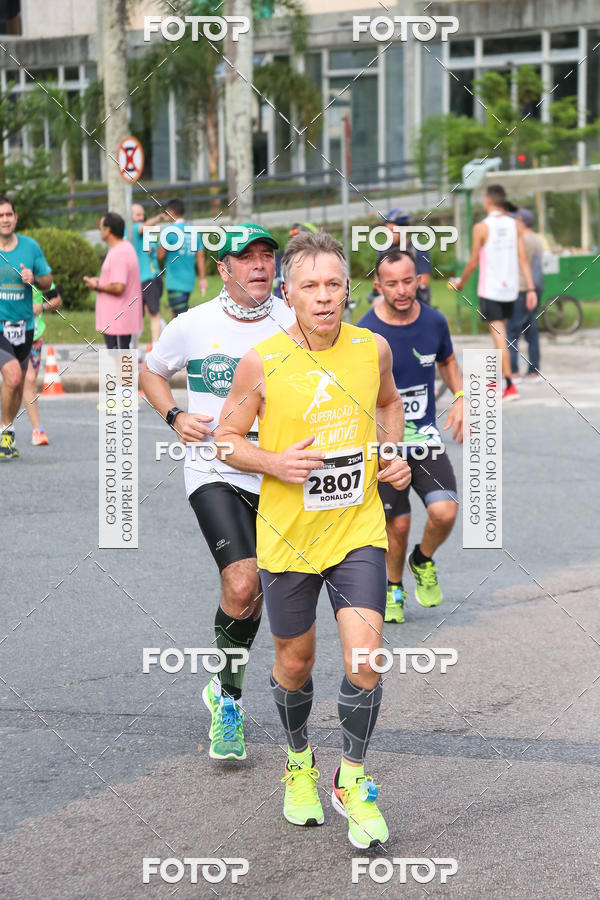 Buy your photos of the eventMeia Maratona Internacional de Curitiba 2018 on Fotop