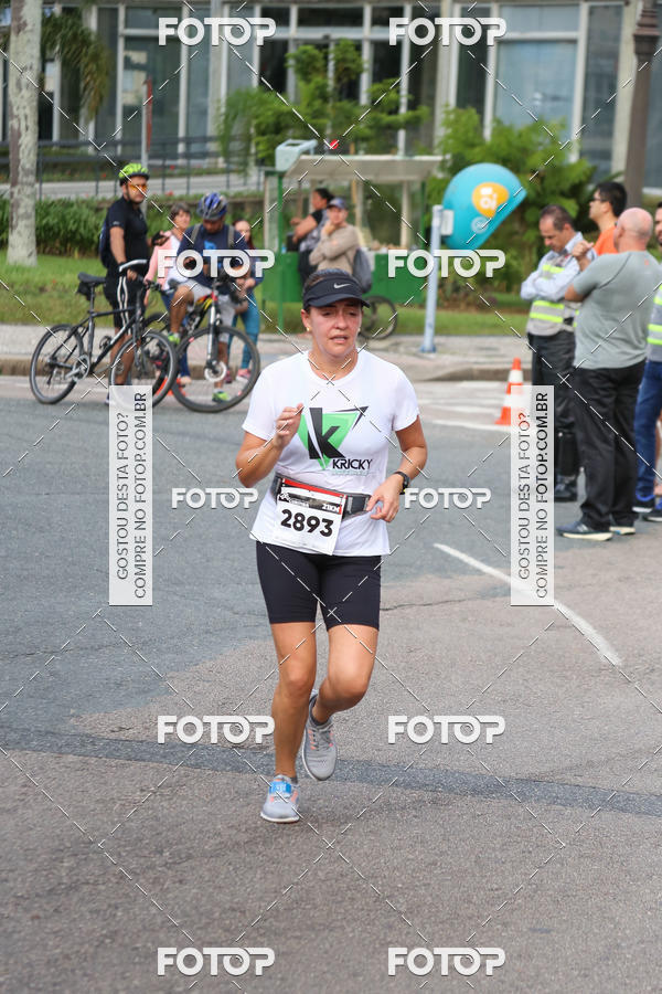 Buy your photos of the eventMeia Maratona Internacional de Curitiba 2018 on Fotop
