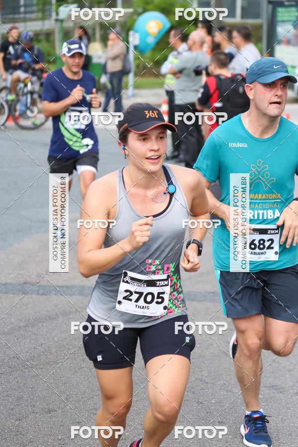 Buy your photos of the eventMeia Maratona Internacional de Curitiba 2018 on Fotop