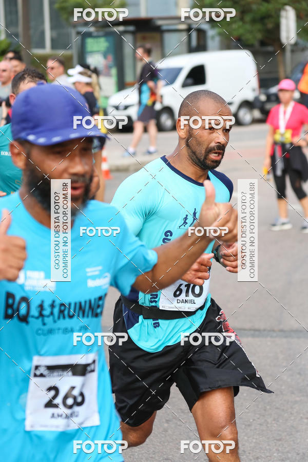 Buy your photos of the eventMeia Maratona Internacional de Curitiba 2018 on Fotop