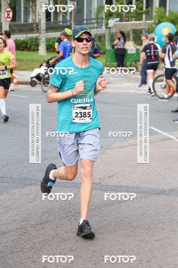 Buy your photos of the eventMeia Maratona Internacional de Curitiba 2018 on Fotop