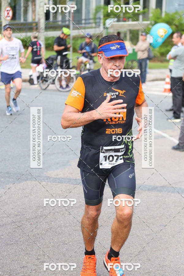 Buy your photos of the eventMeia Maratona Internacional de Curitiba 2018 on Fotop