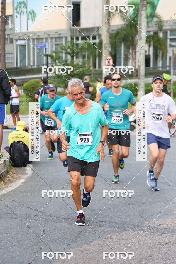 Buy your photos of the eventMeia Maratona Internacional de Curitiba 2018 on Fotop