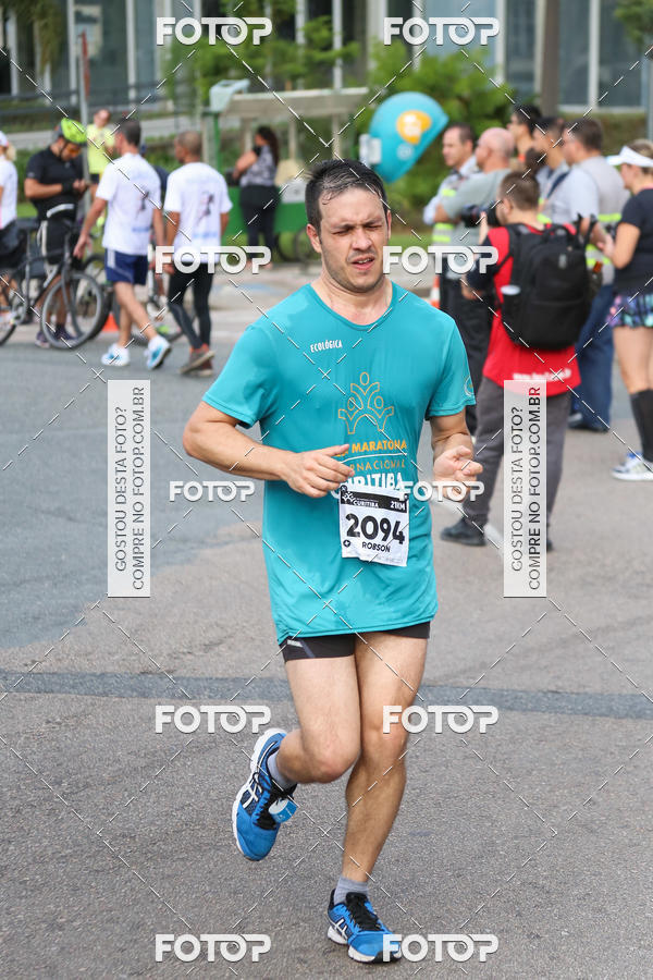 Buy your photos of the eventMeia Maratona Internacional de Curitiba 2018 on Fotop