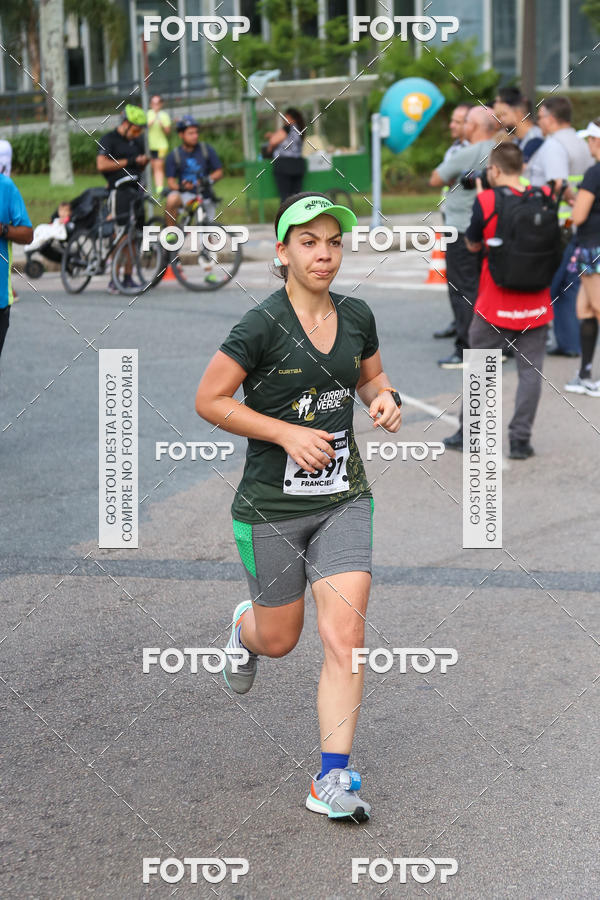 Buy your photos of the eventMeia Maratona Internacional de Curitiba 2018 on Fotop