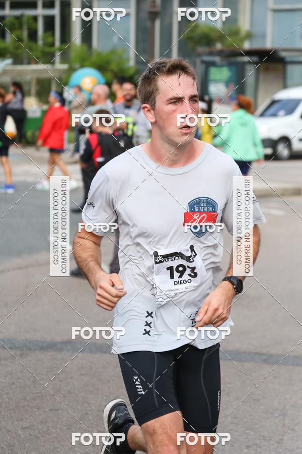 Buy your photos of the eventMeia Maratona Internacional de Curitiba 2018 on Fotop