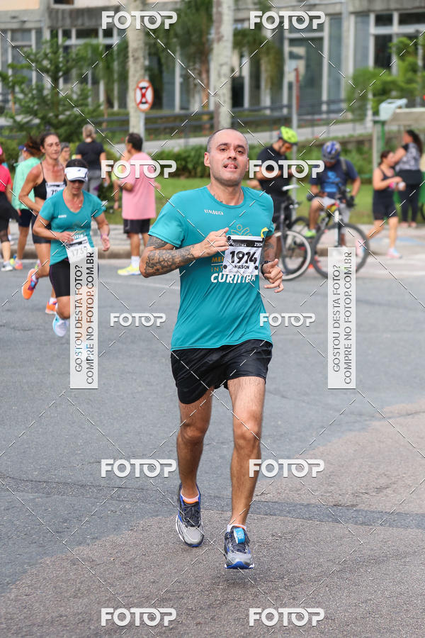 Buy your photos of the eventMeia Maratona Internacional de Curitiba 2018 on Fotop