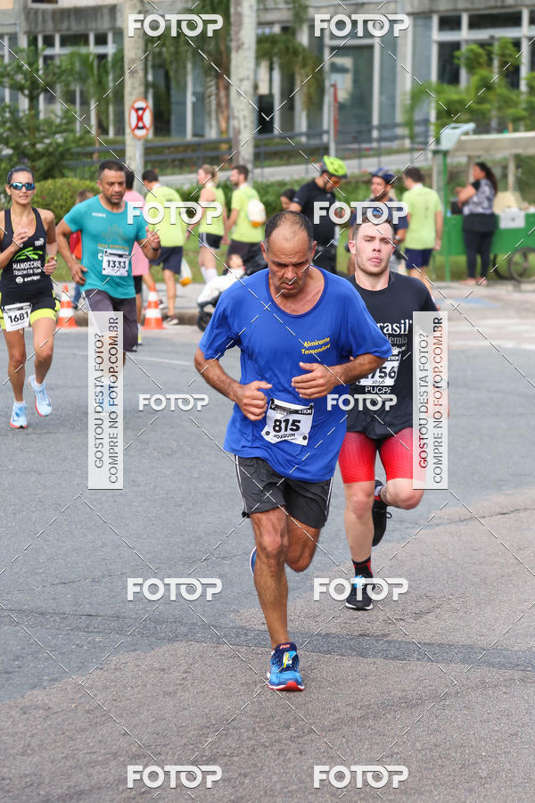 Buy your photos of the eventMeia Maratona Internacional de Curitiba 2018 on Fotop
