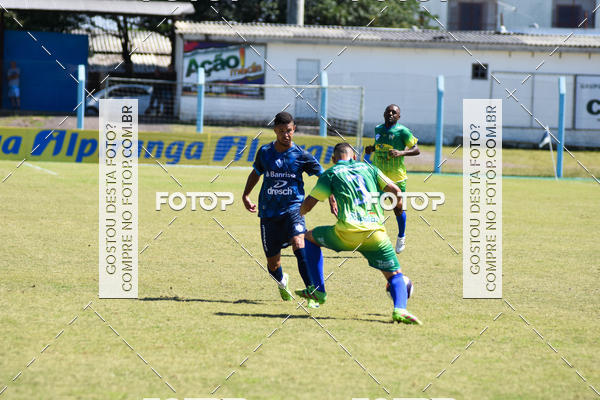 Buy your photos of the eventJogo Treino Esporte Clube Novo Hamburgo on Fotop