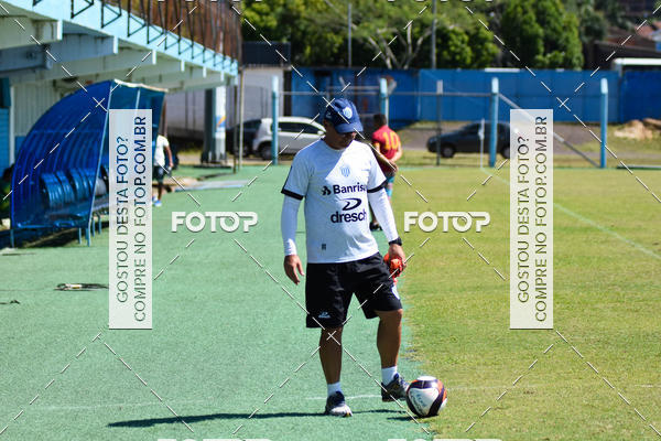 Buy your photos of the eventJogo Treino Esporte Clube Novo Hamburgo on Fotop