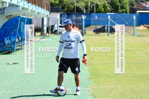 Buy your photos of the eventJogo Treino Esporte Clube Novo Hamburgo on Fotop