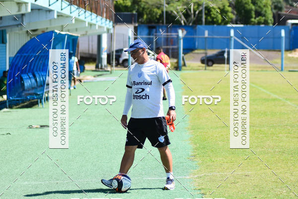 Buy your photos of the eventJogo Treino Esporte Clube Novo Hamburgo on Fotop