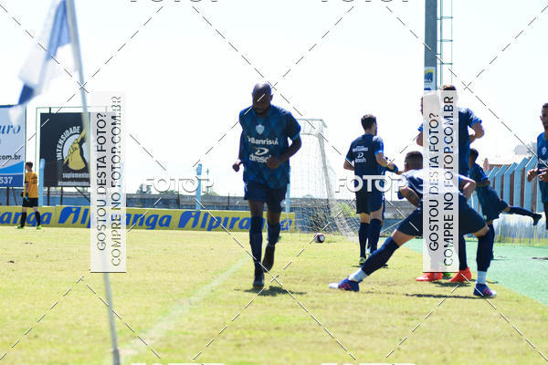Buy your photos of the eventJogo Treino Esporte Clube Novo Hamburgo on Fotop