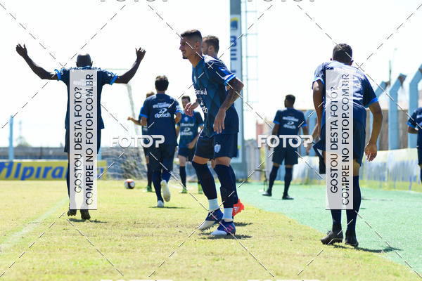 Buy your photos of the eventJogo Treino Esporte Clube Novo Hamburgo on Fotop