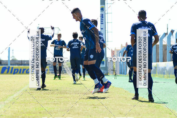Buy your photos of the eventJogo Treino Esporte Clube Novo Hamburgo on Fotop