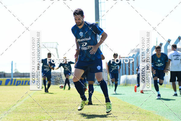 Buy your photos of the eventJogo Treino Esporte Clube Novo Hamburgo on Fotop