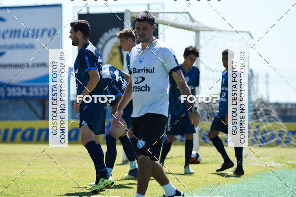 Buy your photos of the eventJogo Treino Esporte Clube Novo Hamburgo on Fotop